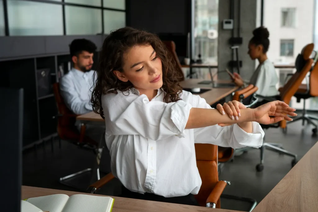 How Employee Bone Health Screening Helps Build a Healthy Workplace How Employee Bone Health Screening Helps Build a Healthy Workplace Employee Bone Health Screening